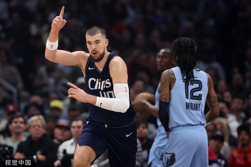 在弱侧拉开 在弱侧拉开