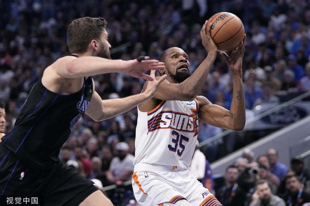 日本队在近 日本队在近