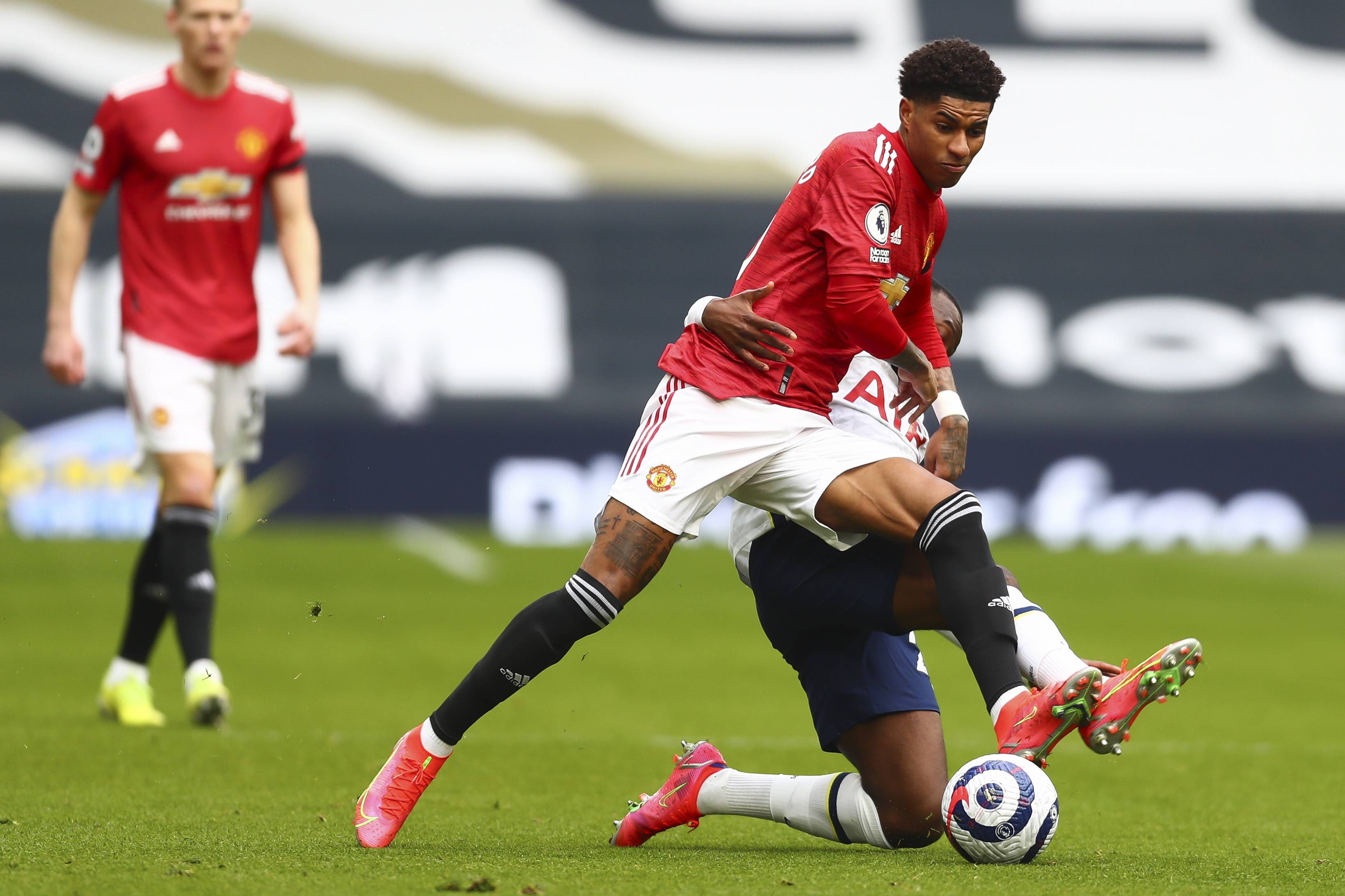 合精准传球 合精准传球